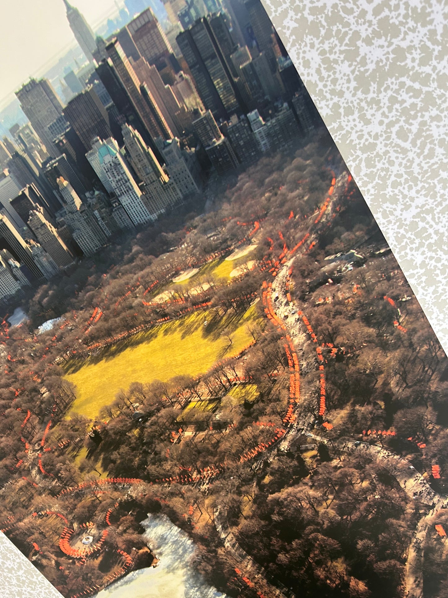 Christo (1935-2020) - „The Gates N.Y“ (handsigniert)