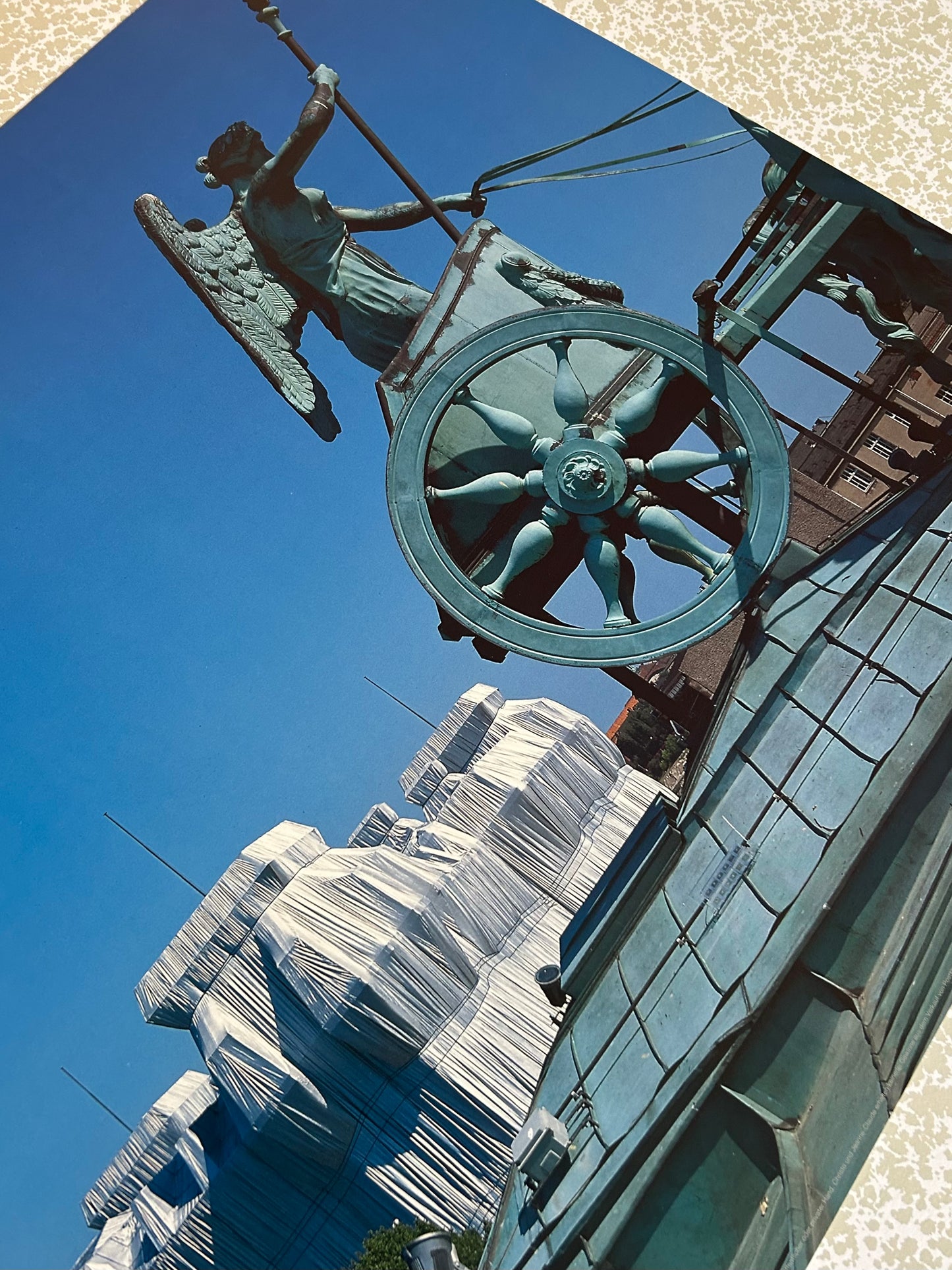 Christo (1935-2020) - „The Wrapped Reichstag“ (handsigniert)