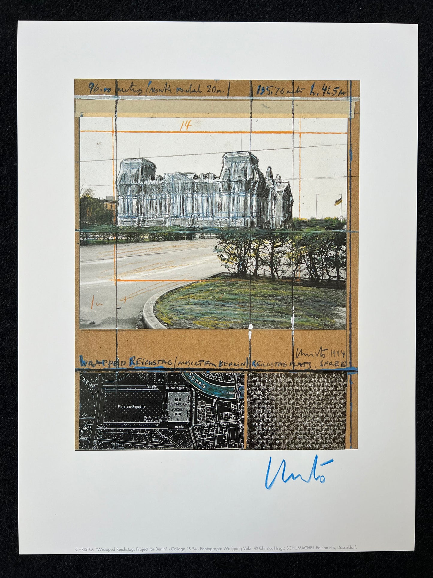 Christo (1935-2020) - „Wrapped Reichstag, Project for Berlin" - Collage mit Silberfolie (signiert)