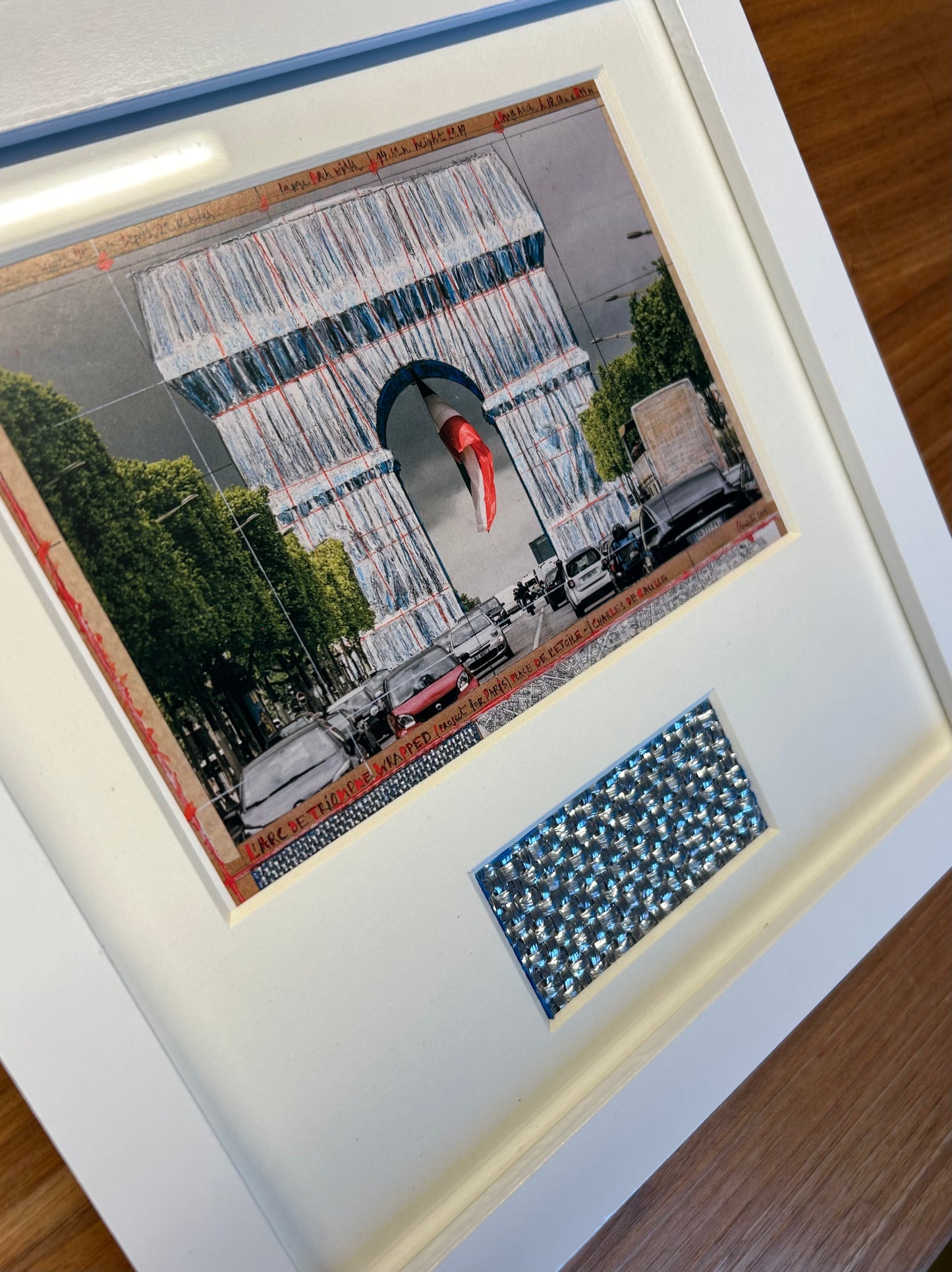 Christo - „Arc de Triomphe“ Offsetdruck mit Stofffetzen