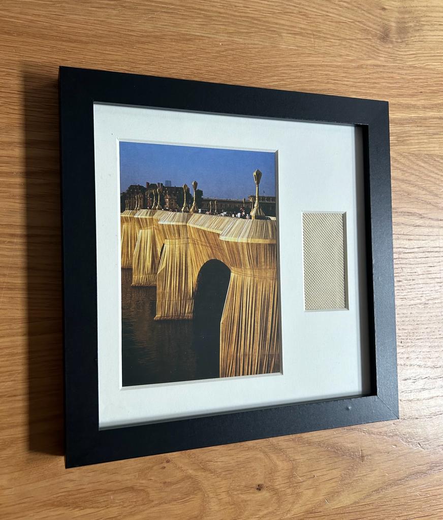 Christo - „The Pont Neuf“ Offsetdruck mit Stofffetzen