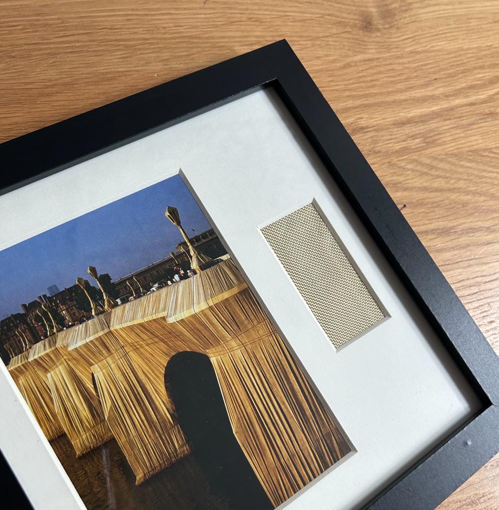 Christo - „The Pont Neuf“ Offsetdruck mit Stofffetzen